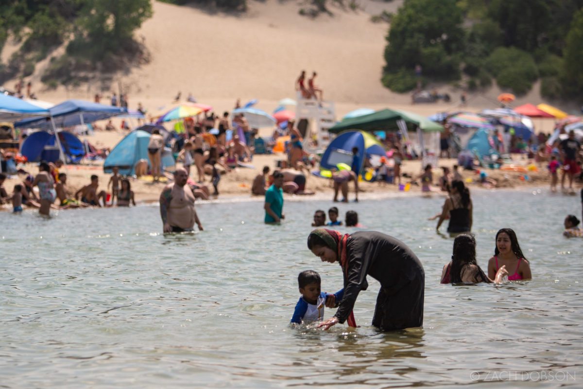 indiana dunes state park families enjoying