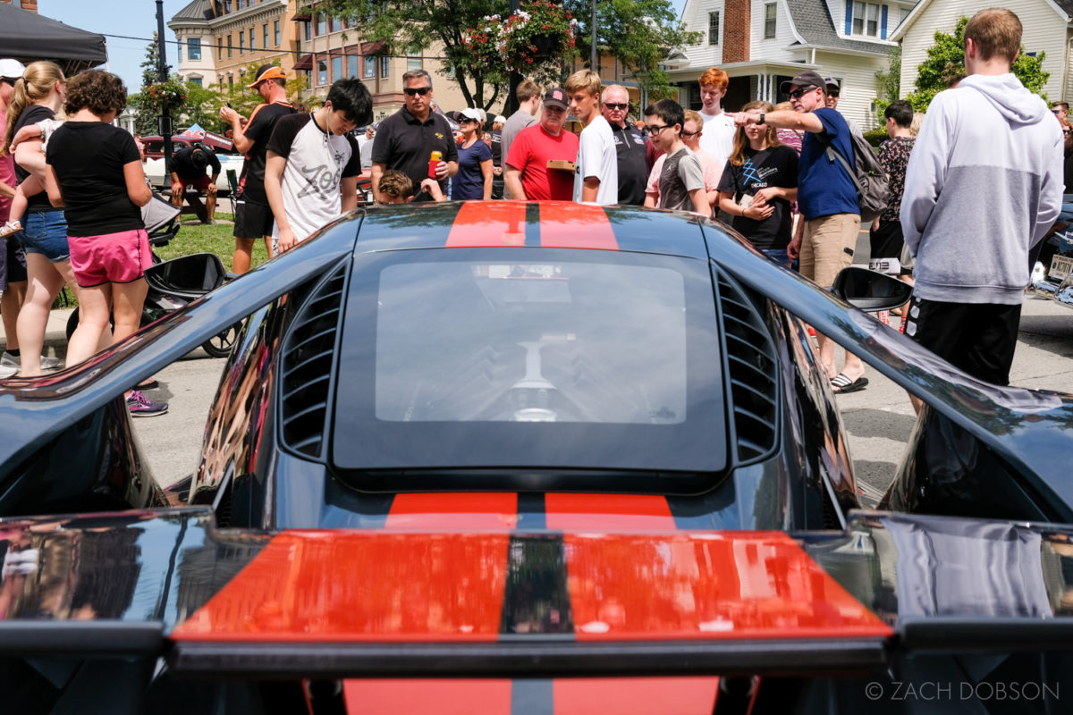 auto-show-ford-gt